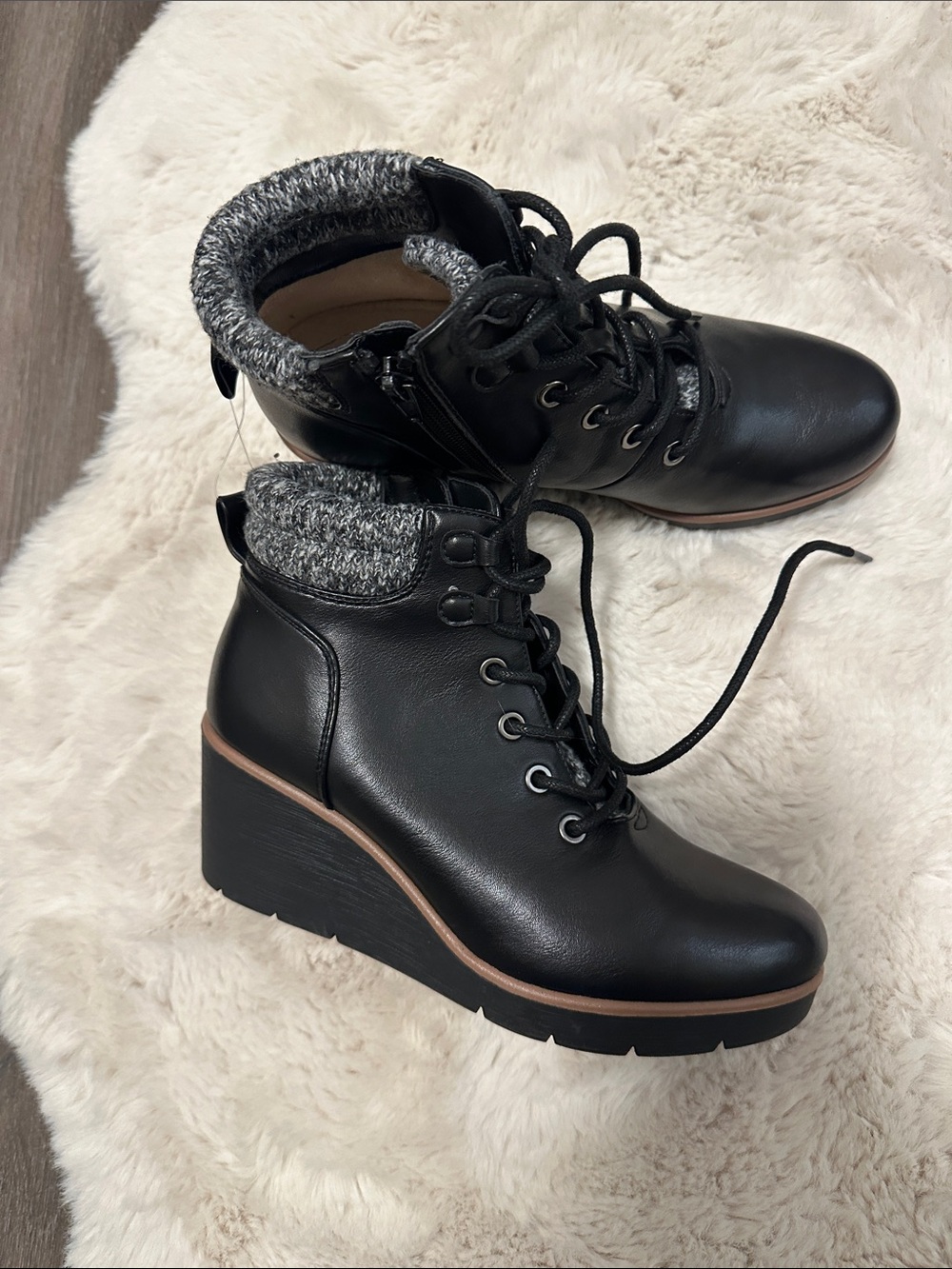 SOUL Naturalizer Atlas ankle boots size 6